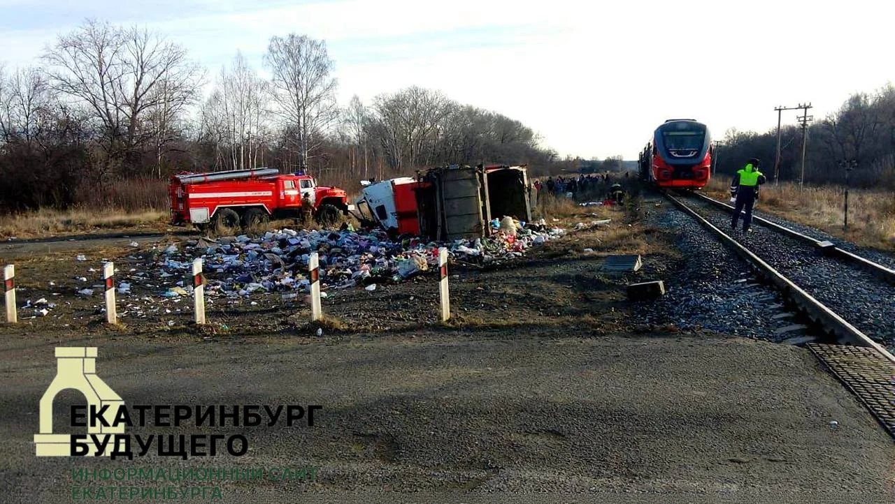 Поезд «Орлан» протаранил грузовик под Челябинском